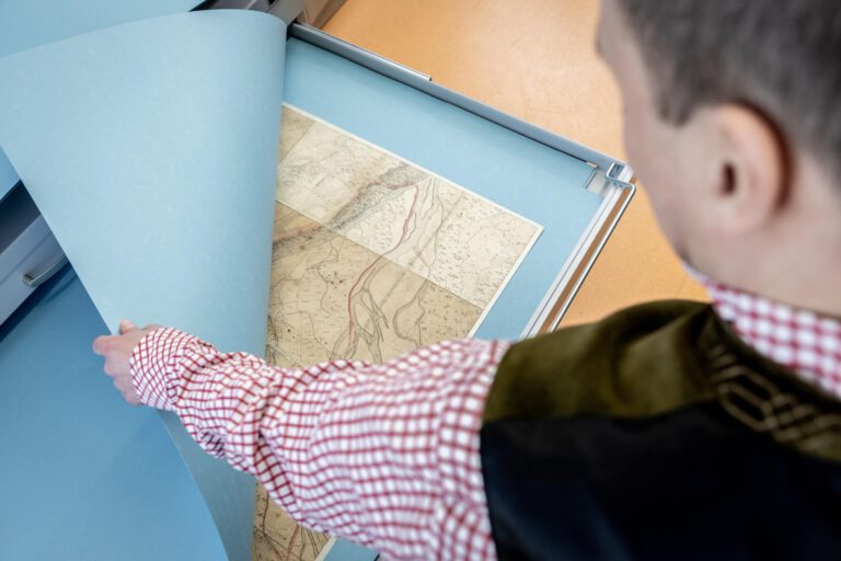 AG 6191 small 768x512